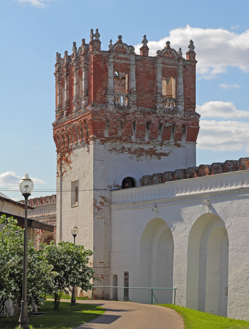 Саввинская башня)